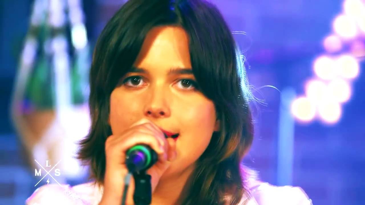 La Femme - Couteau (version étendue)