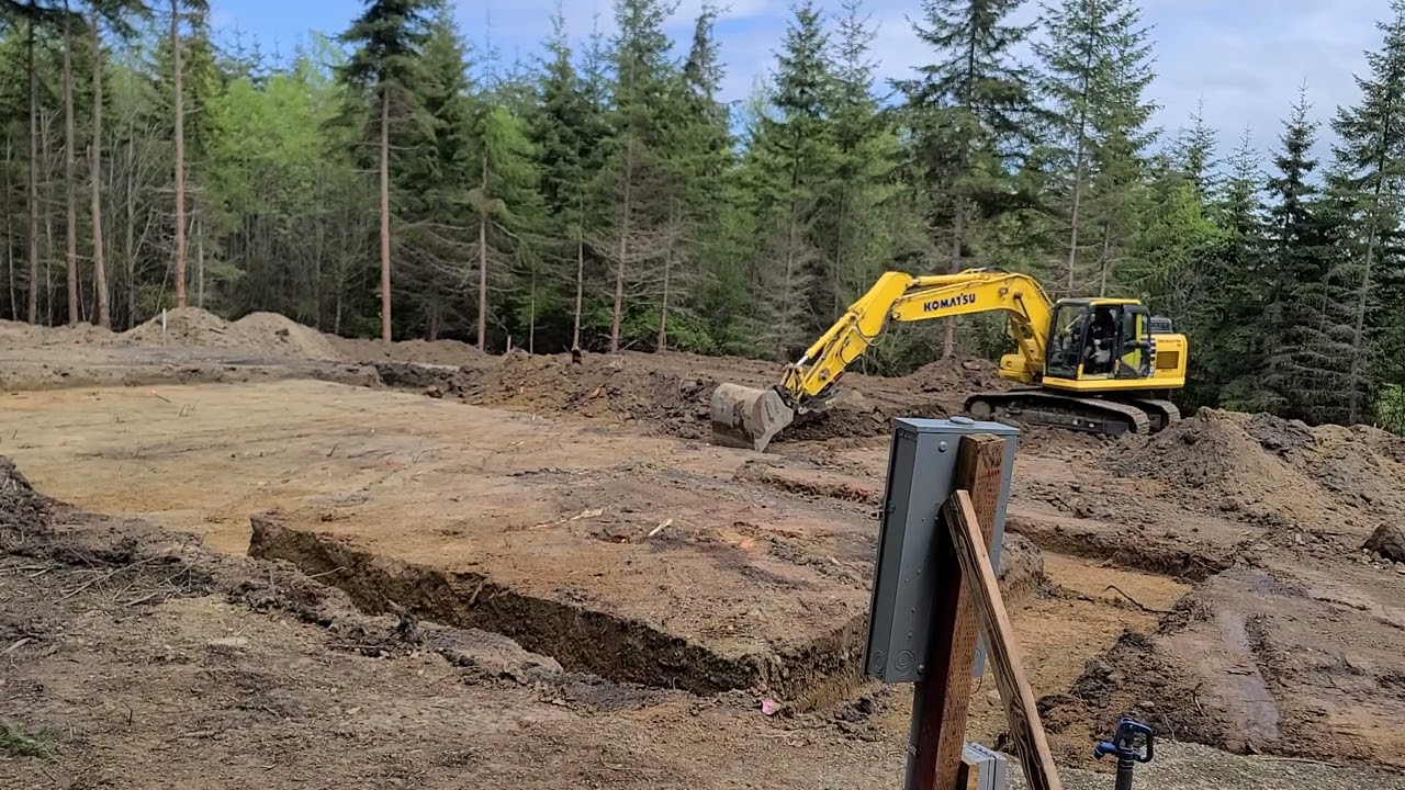 Foundation Dig Out With Komatsu PC-170 and Idigbest Grade System