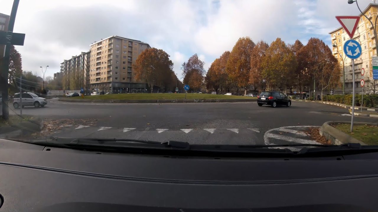 #POV Guida autunnale a Torino / Autumn drive in Turin
