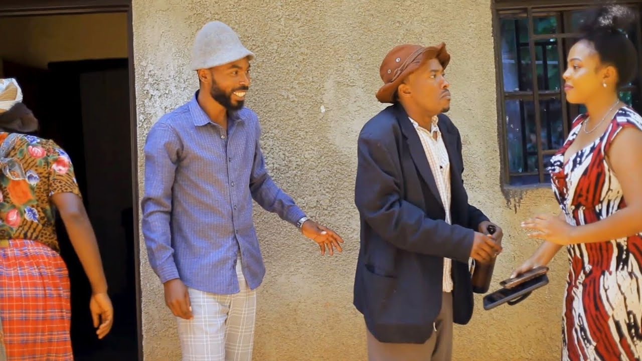 BIGIZE ABAZUNGU BIJIYOBIJA NA NYIRABUTARURE BABATUBURIYE AMAFARANGA😂😂 BY NZABARINDA Felicien