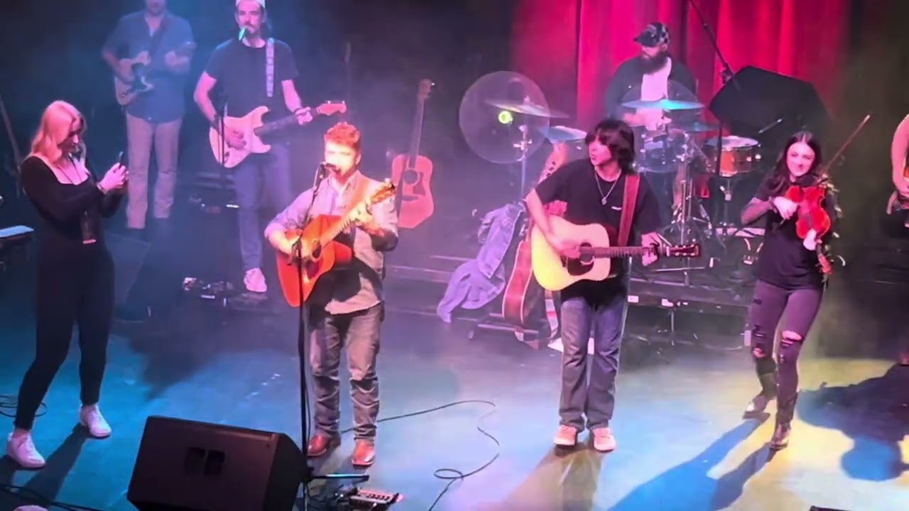 Wyatt Flores & Lance Roark live at Georgia Theatre (2/2/24) - 7 & 7 (Turnpike Troubadours Cover)