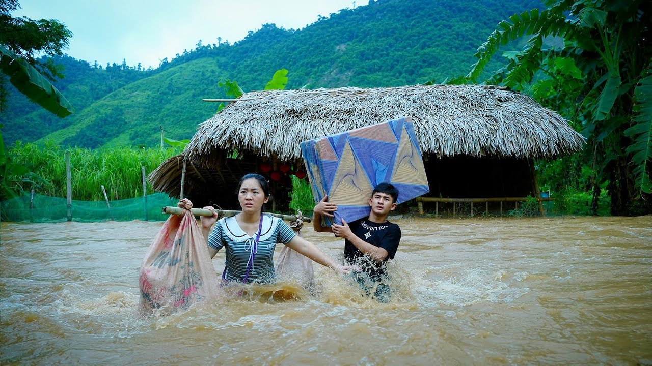 A fierce flood strikes: will Hely&mdash;an orphan girl&mdash;survive this deadly deluge?