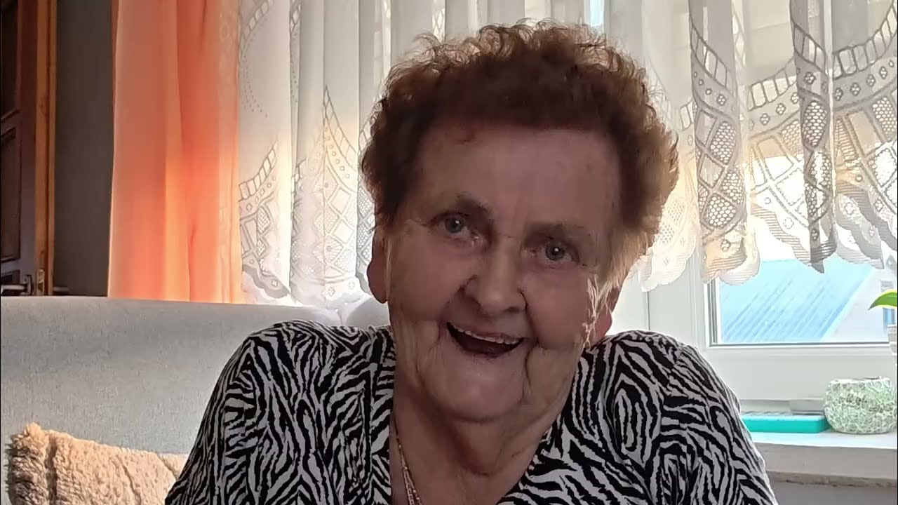 O swojej młodości opowiada pani LUCYNA Miejscowość Ciemianka.