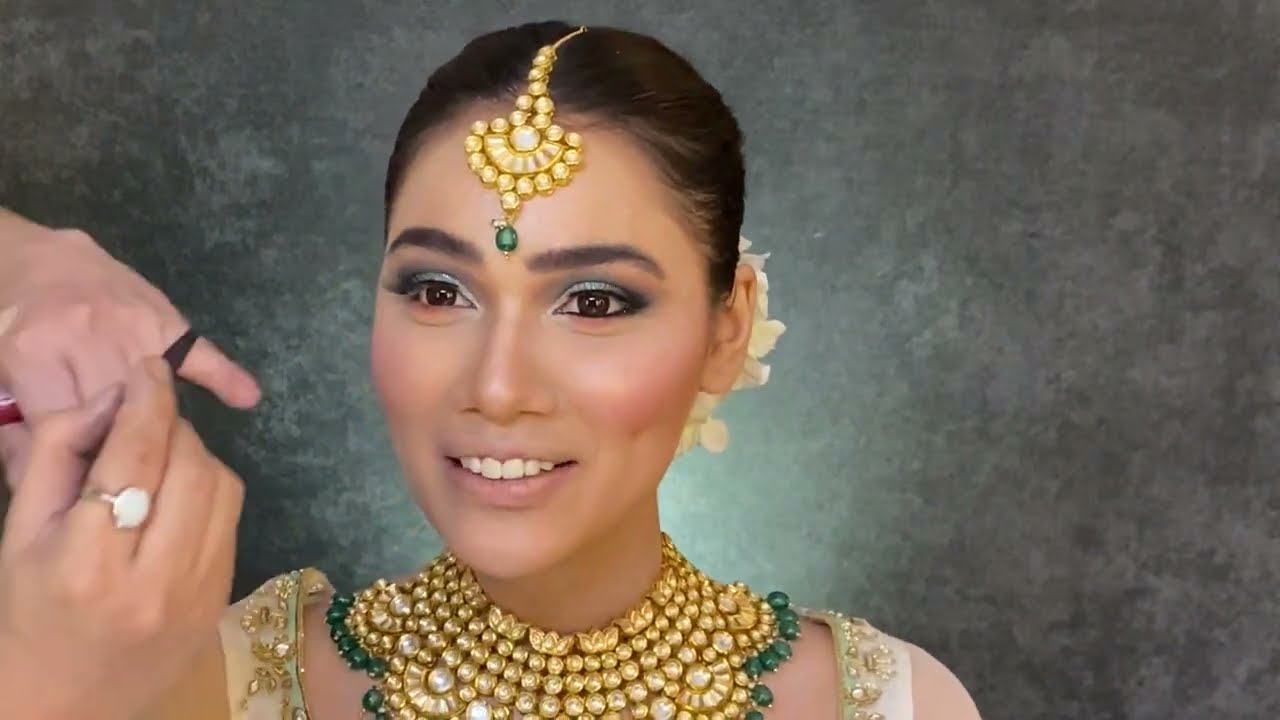 SIMPLE & GLAM BRIDAL MAKEUP TUTORIAL BY AKIF ILYAS ⭐️