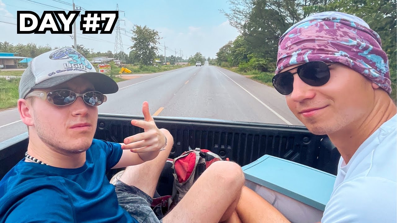 I Hitchhiked Across Thailand!