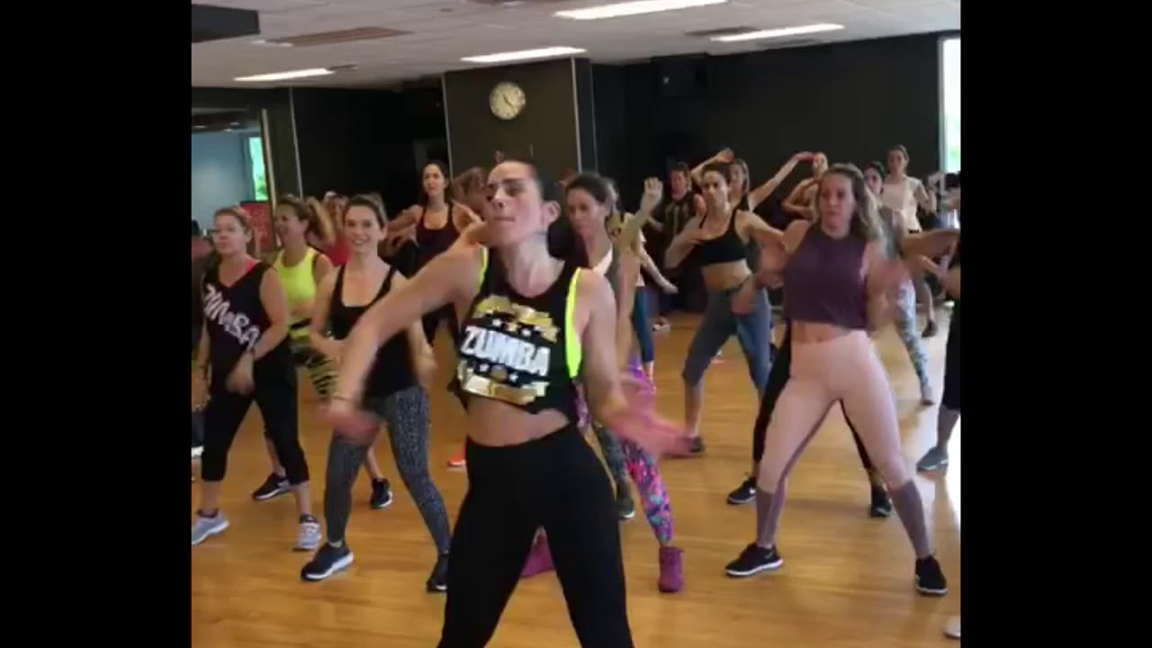 Tusa- Zumba Reggeton Karol G
