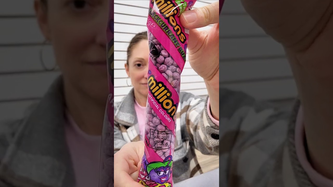 Millions Blackcurrant Buzz tangy little chewy candies no artificial flavours #silentreview