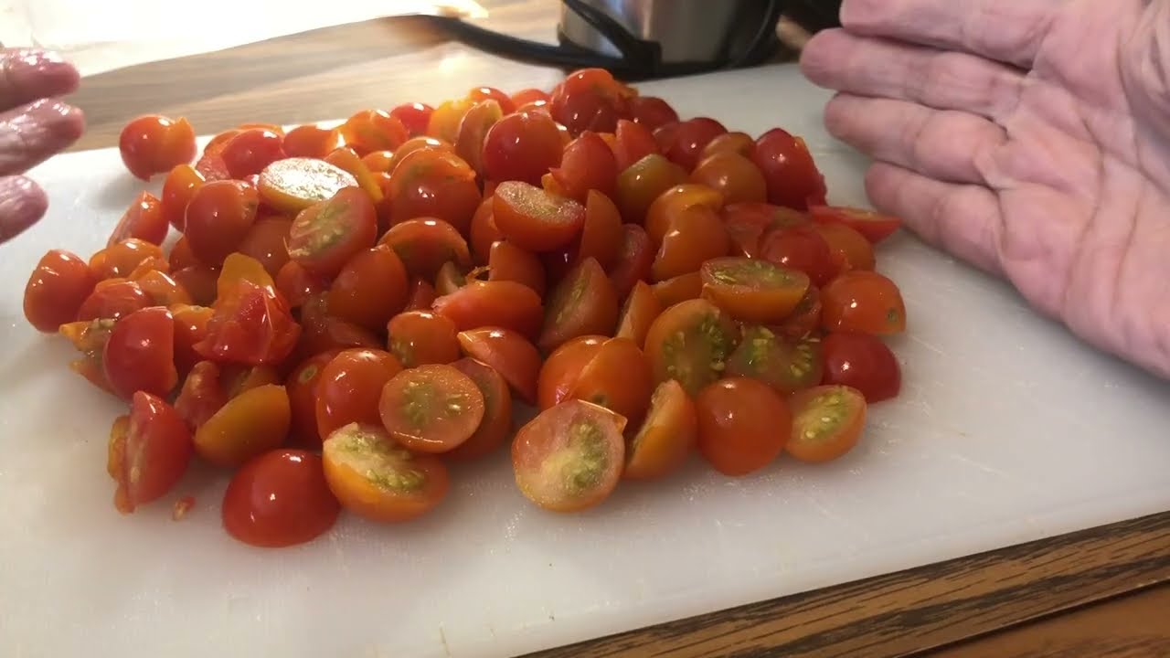 From Frozen Harvest to Gourmet Flavor—tomato powder