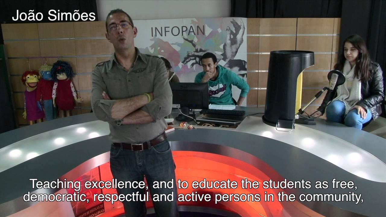 Agrupamento de Escolas de Rio de Mouro - Padre Alberto Neto / Programa Microsoft Escolas Inovadoras