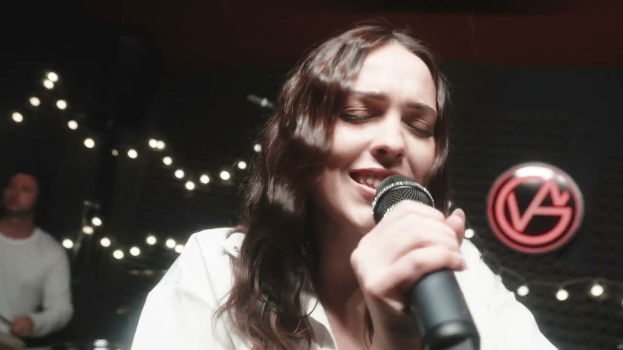 Nikol Votrubová - Superstar  (LOVE session 2026)