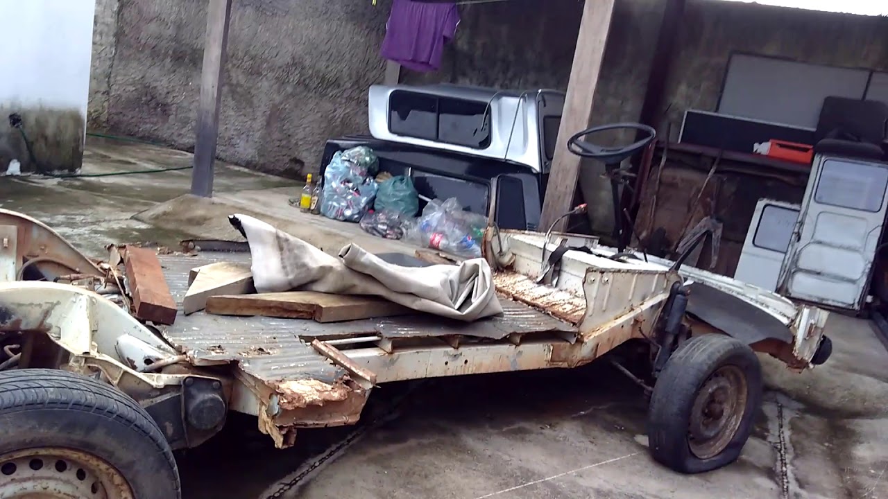 Kombi chassis exposto 2