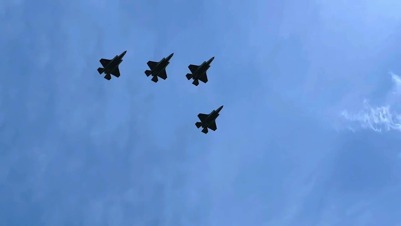 Missing Man Formation Dutch Airforce (F35)
