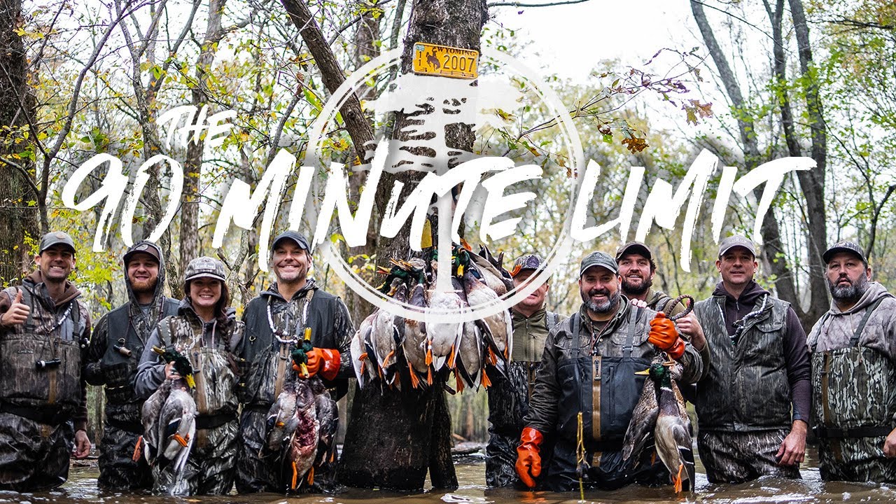 Duck Hunting in The Arkansas Flooded Timber (90 MINUTE LIMIT)