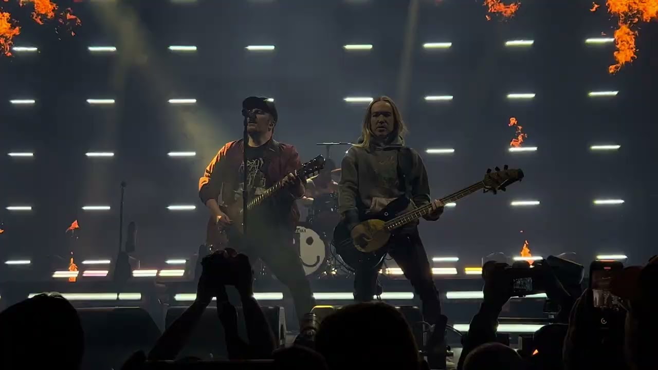 Fall Out Boy Live (4K) Full Concert at Moody Center in Austin on 03/08/2024