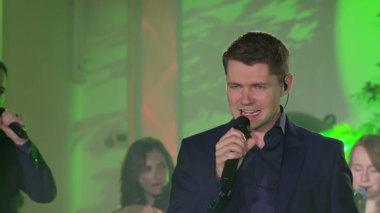 Celtic Thunder Odyssey - The Green Fields Of France
