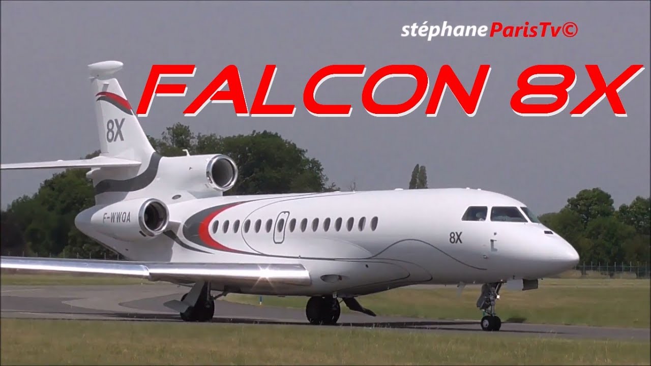 Dassault Falcon 8X flying Display at Paris Air Show