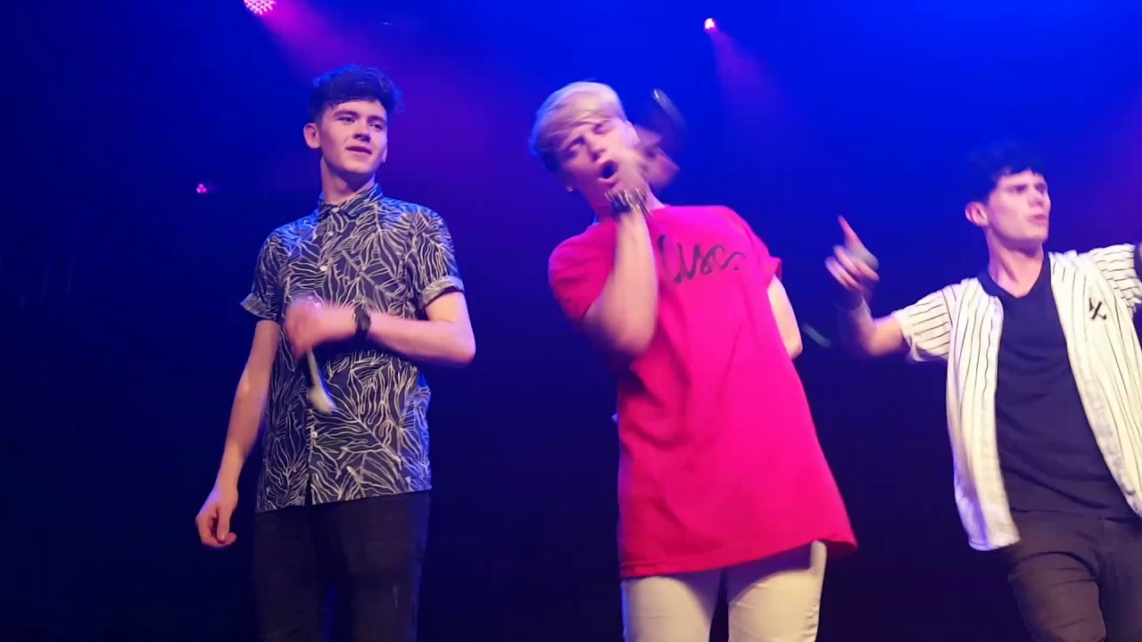RoadTrip  - Castle On The Hill (10th September 2017) * BAD SOUND QUALITY *