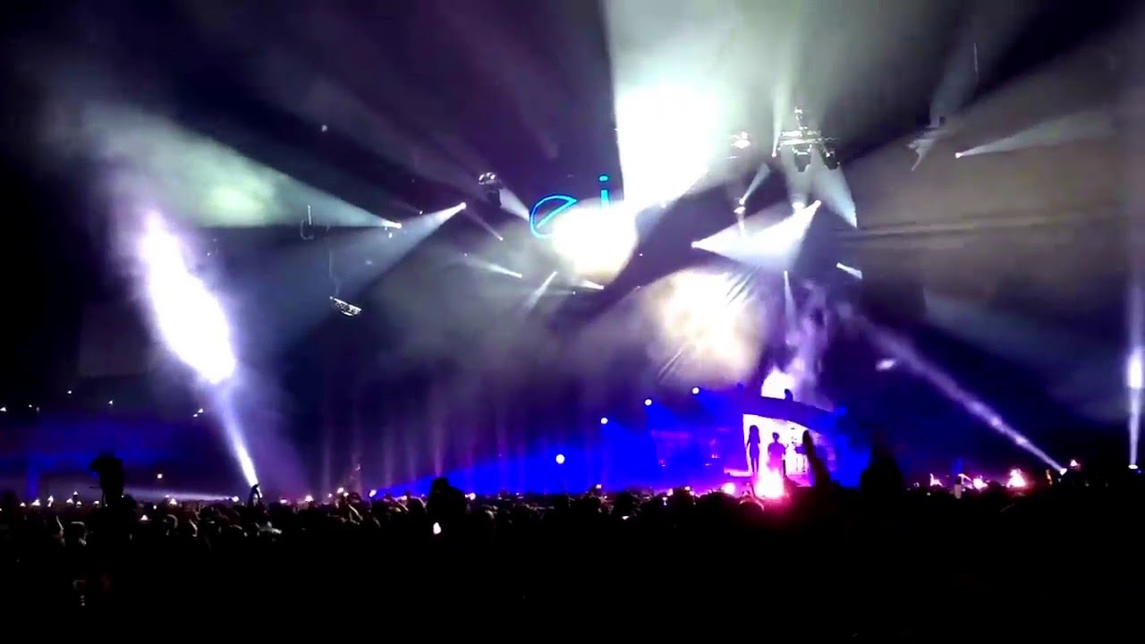 Hero - Enrique Iglesias live in Romexpo 5/12/16