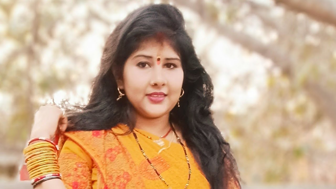 Rashmi tiwari  is live!