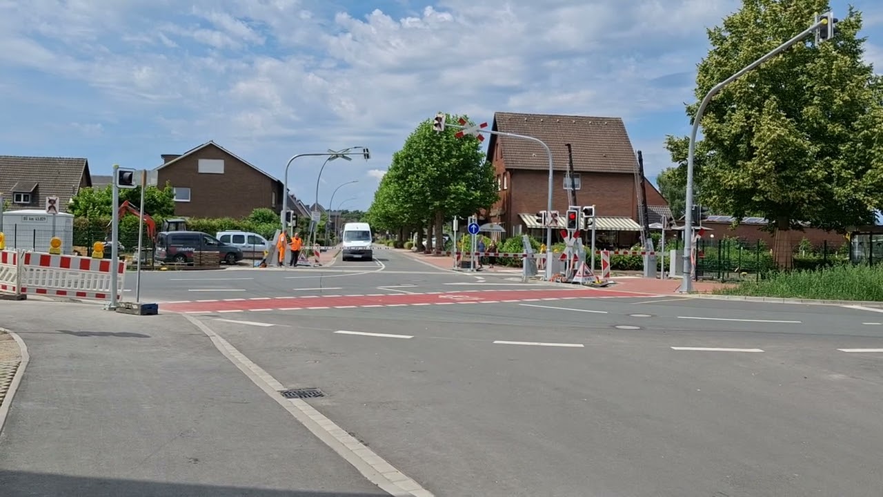 EisebunnKräizgang Bahnübergang Spoorwegovergang Maria Veen 12.7.2025