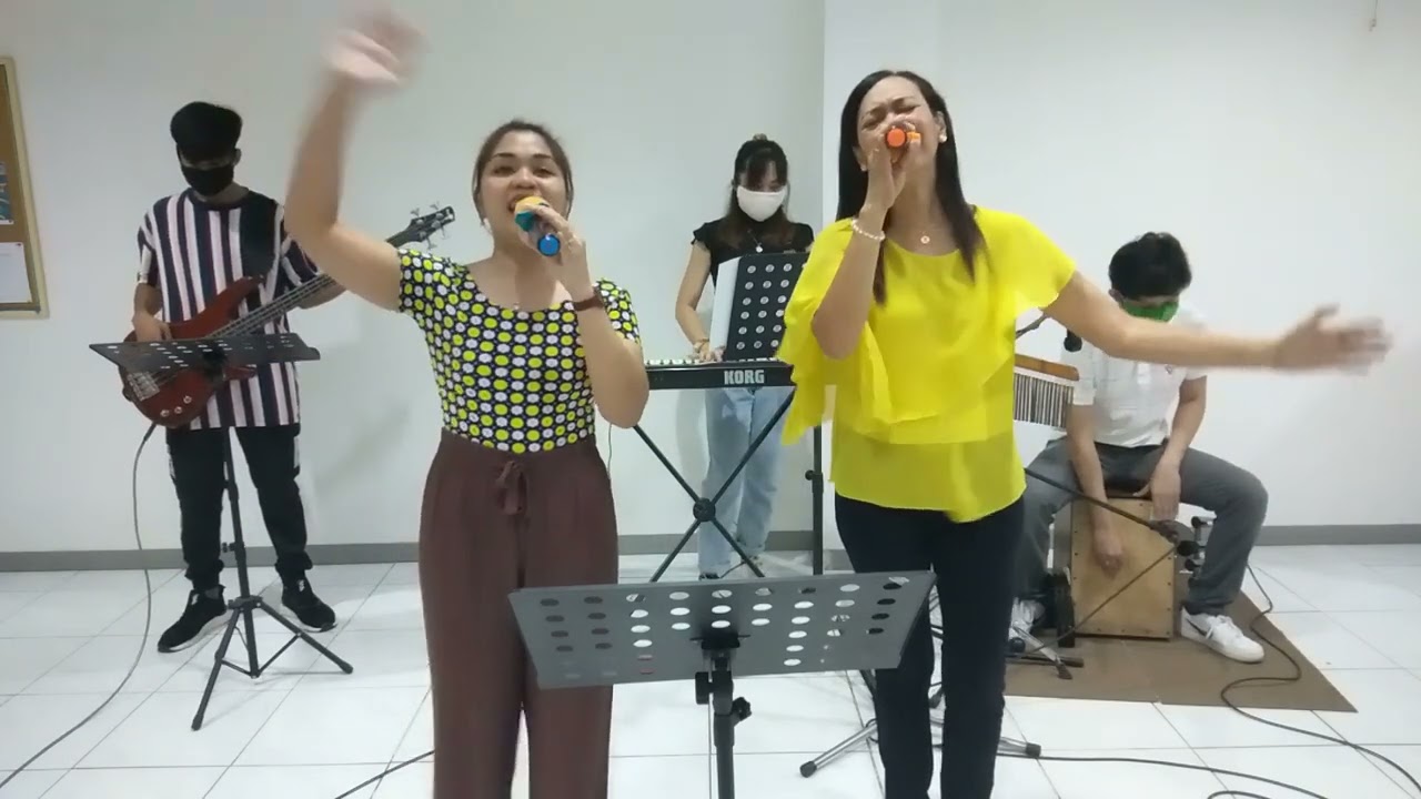 Diyos na makapangyarihan (Di Mag-iisa) x Kataas-taasang Diyos