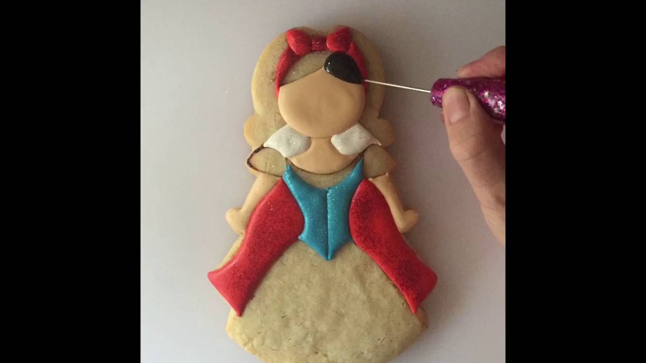 Disney's Princess Snow White Cookies 2015