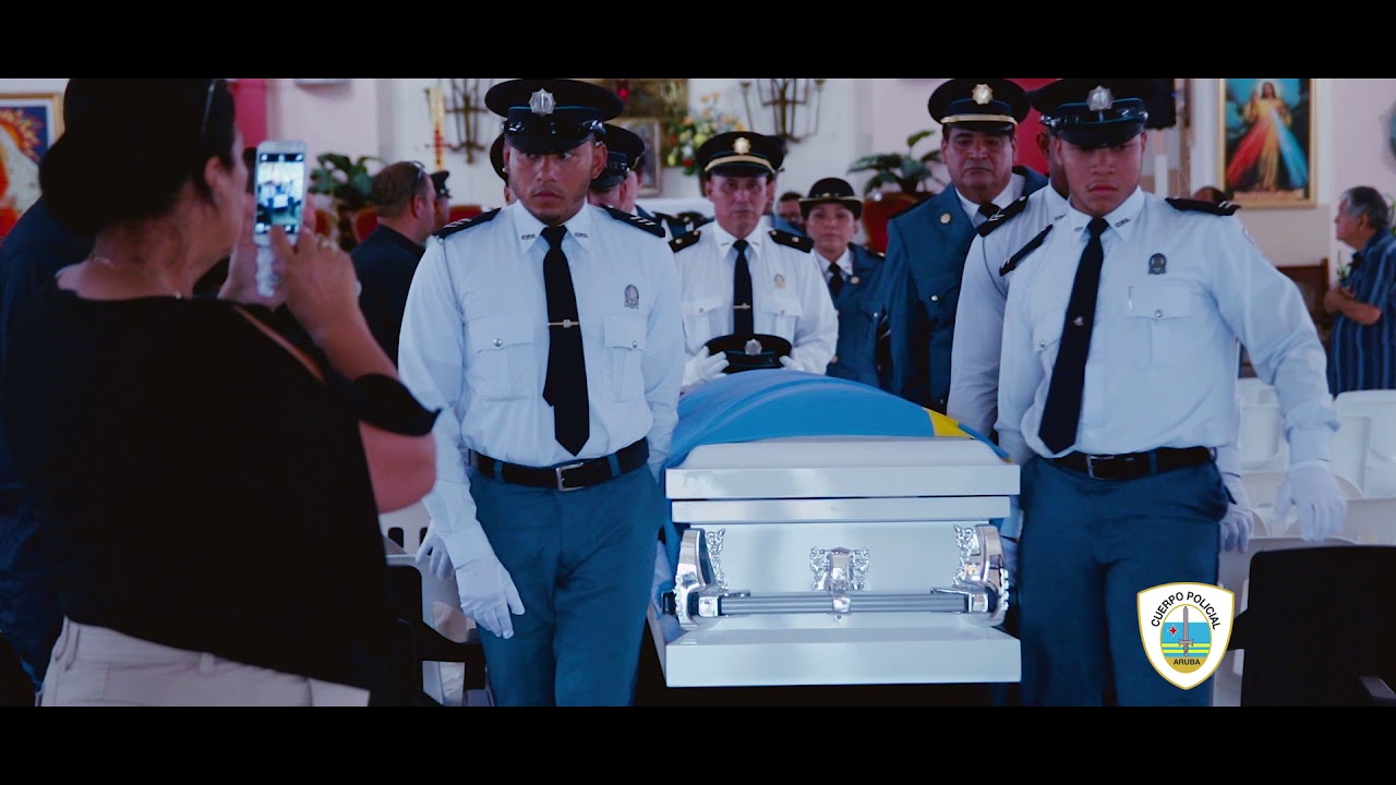 Cuerpo Policial Aruba a despidi di Jan van der Veen.