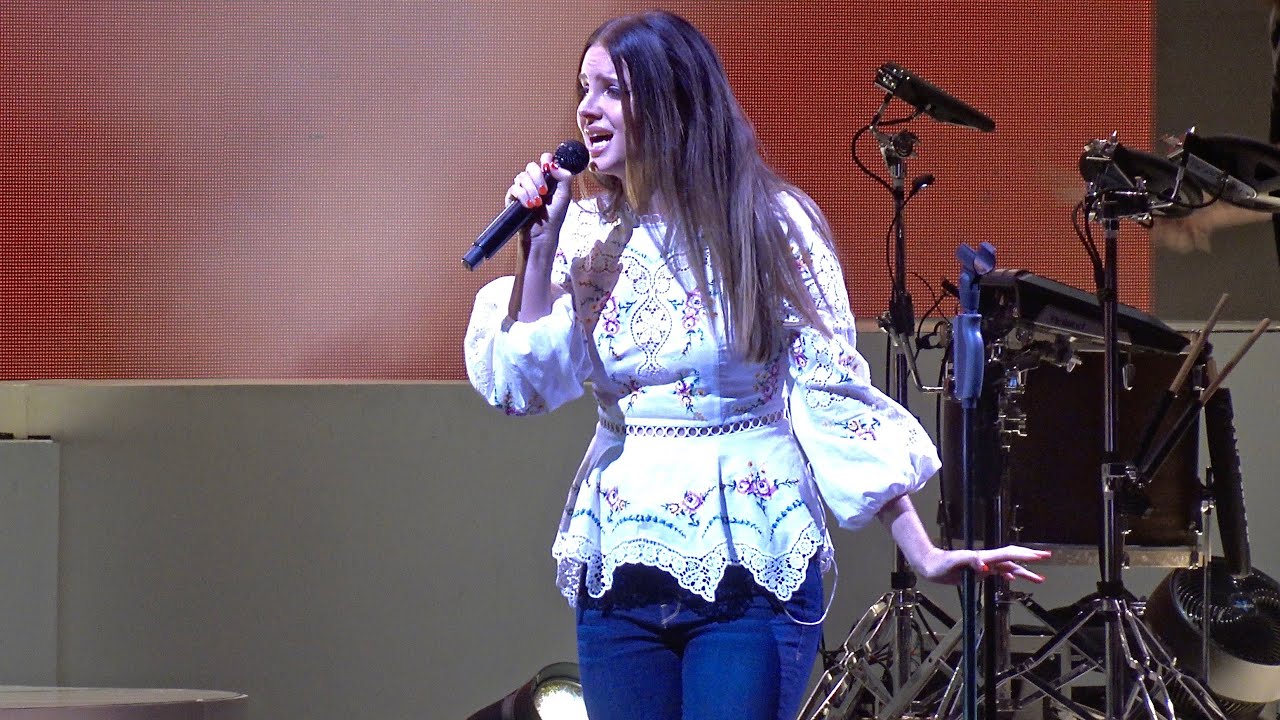 Lana Del Rey, Born To Die (live), Greek Theatre, Berkeley, CA, October 6, 2019 (4K)
