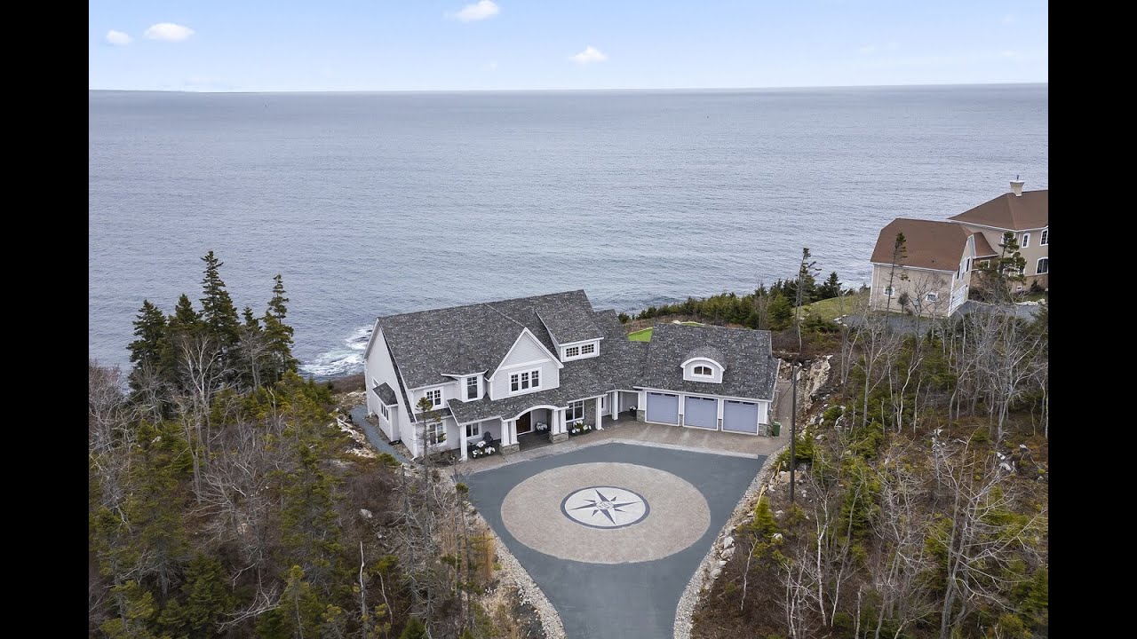 21 Saltspray Lane, Halibut Bay, NS - Sotheby's International Realty Canada
