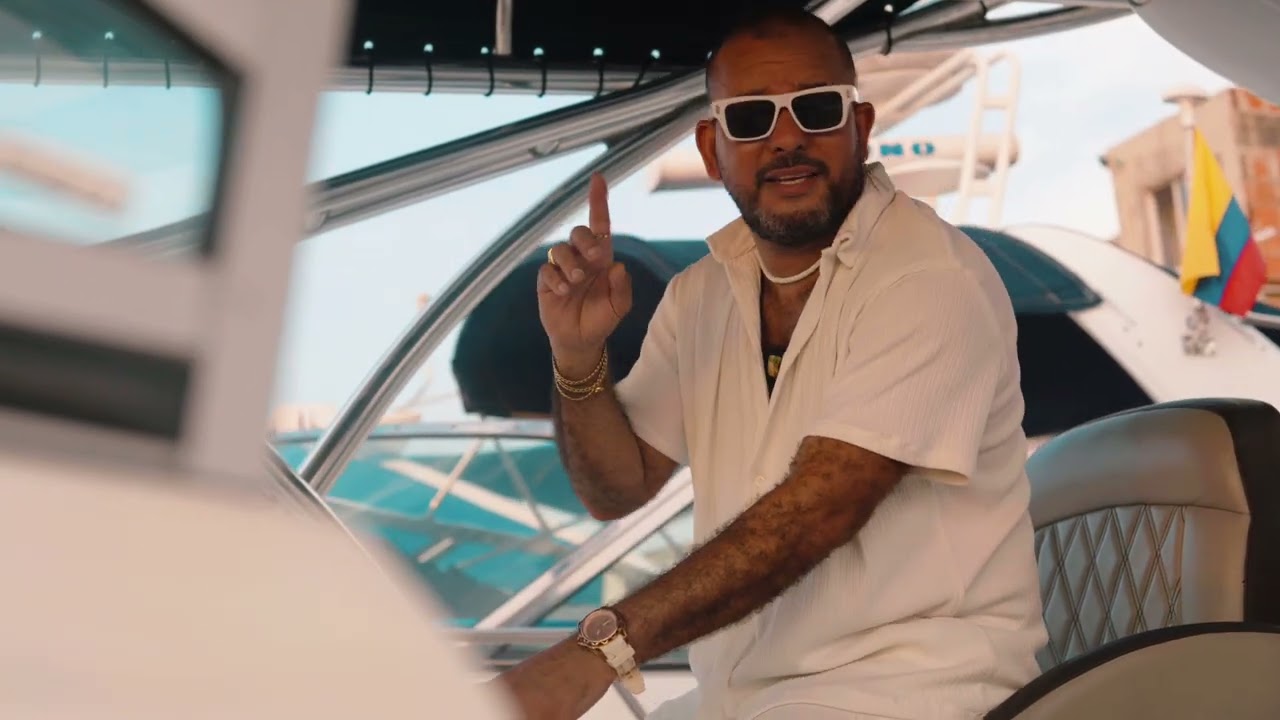 EL BEMBEO - EL gato volador (video oficial)