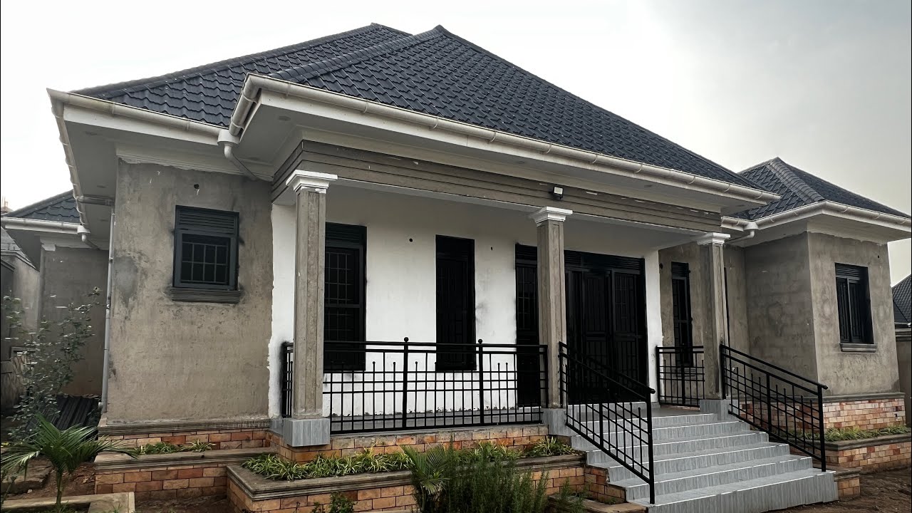 4 bedrooms unfinished house for sale in gayaza kabanyoro at 290Million Uganda shillings