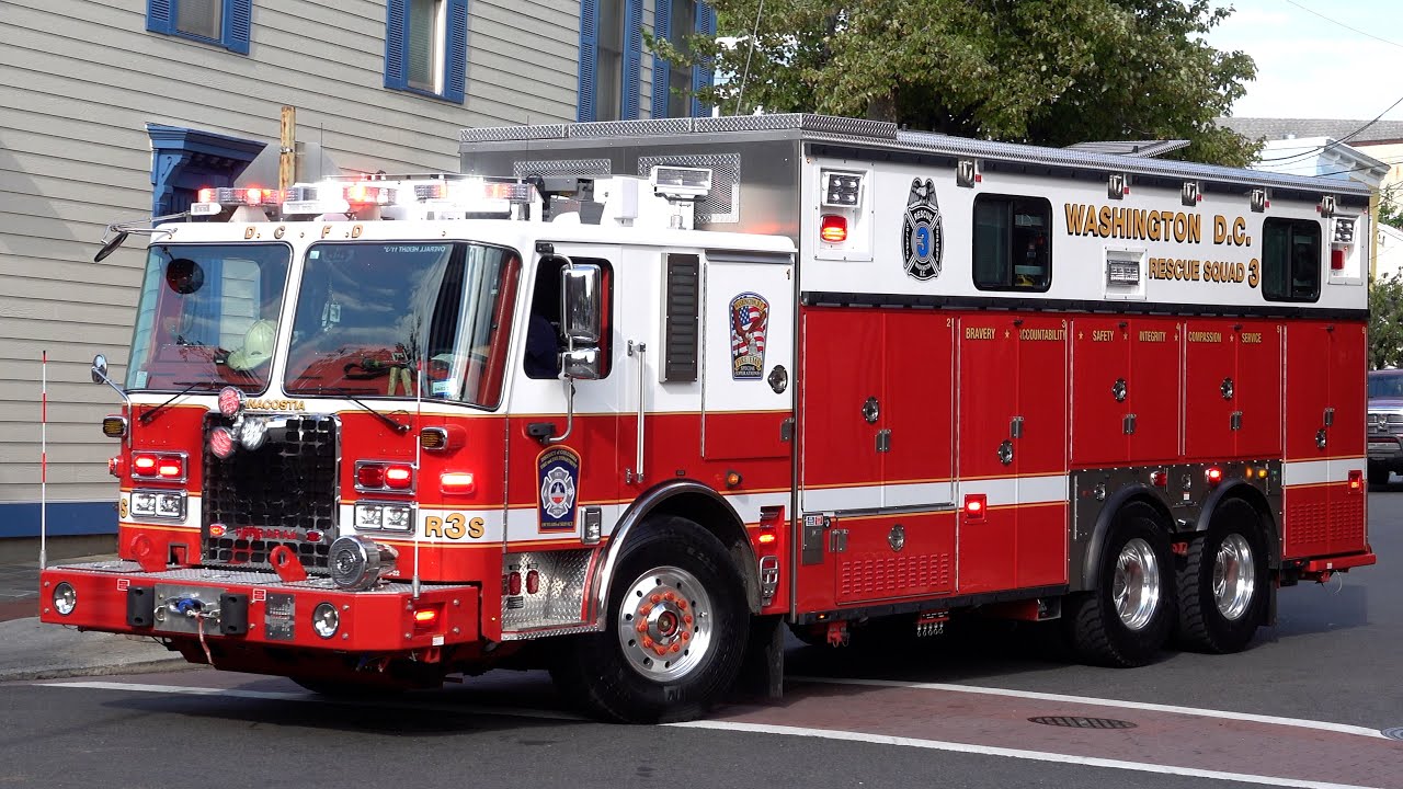 DCFD Rescue Squad 3 Responding