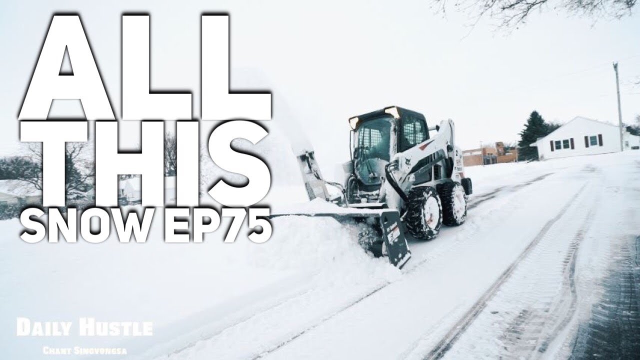Bobcat S595 with Snowblower attachment SB 200