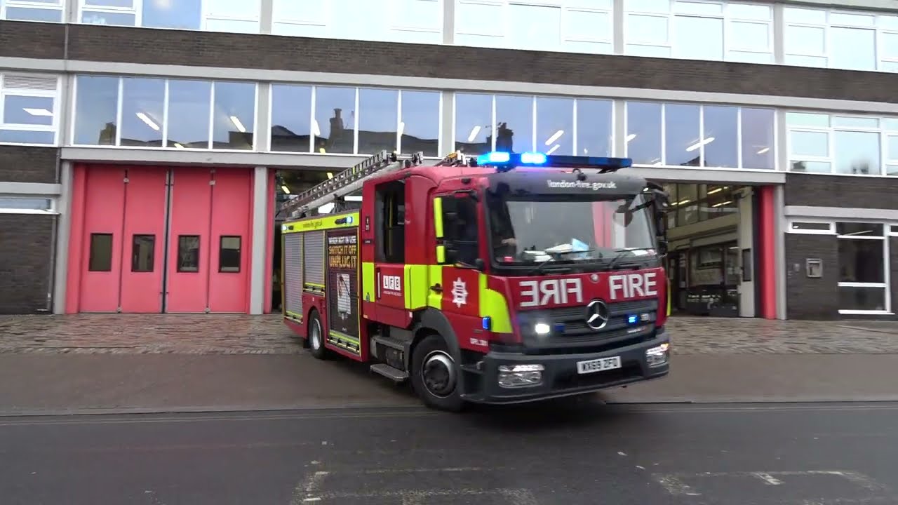 Clapham Pump  Ladder Turnout- London Fire Brigade