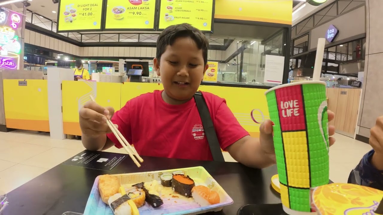 berbuka puasa di Aeon KB