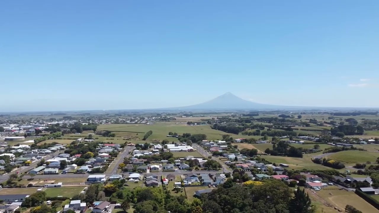 Hawera summertime