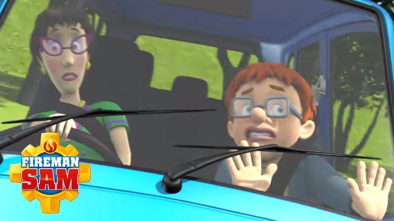 Norman and His Mom Car Accident! | Fireman Sam Official | Cartoons for Kids