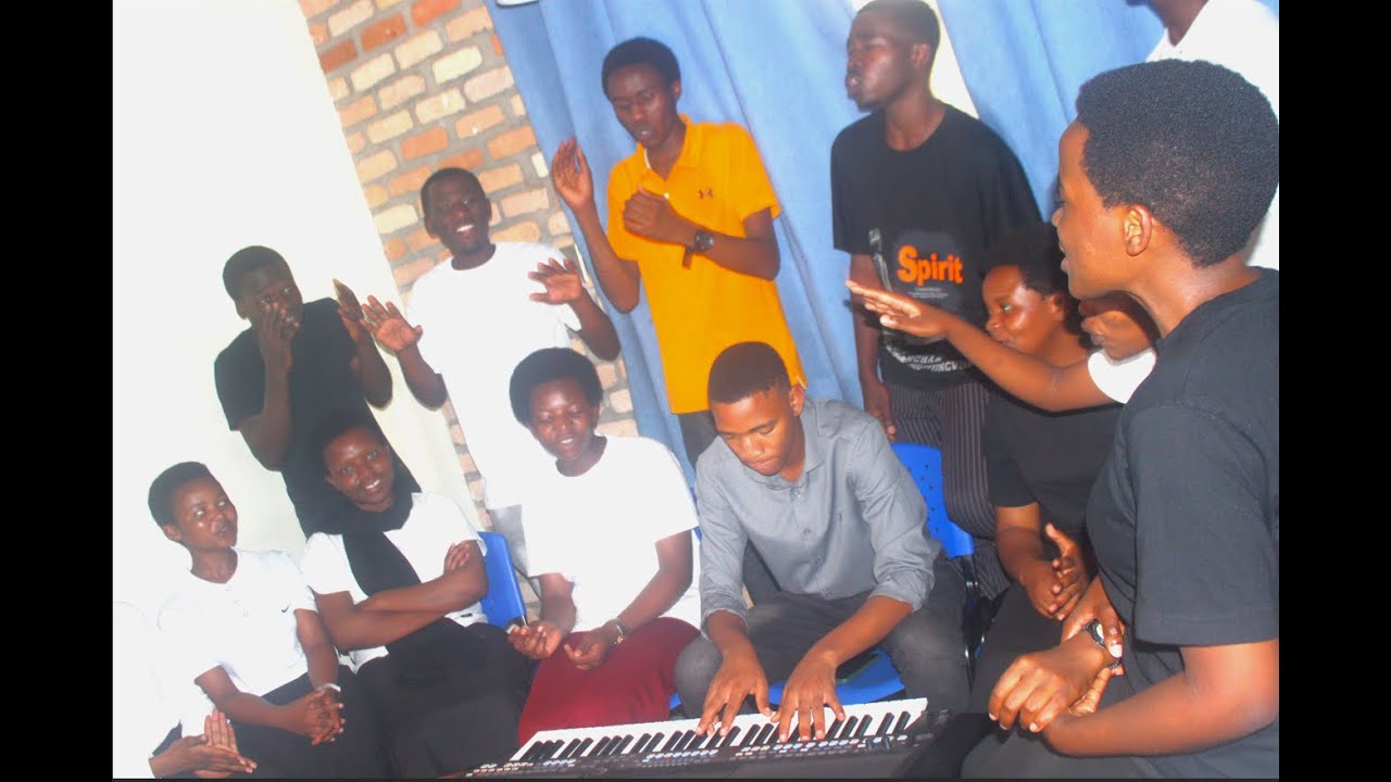 kubw'iteka ntewe covered BY ENIHAKORE CHOIR CEP UR HUYE👌