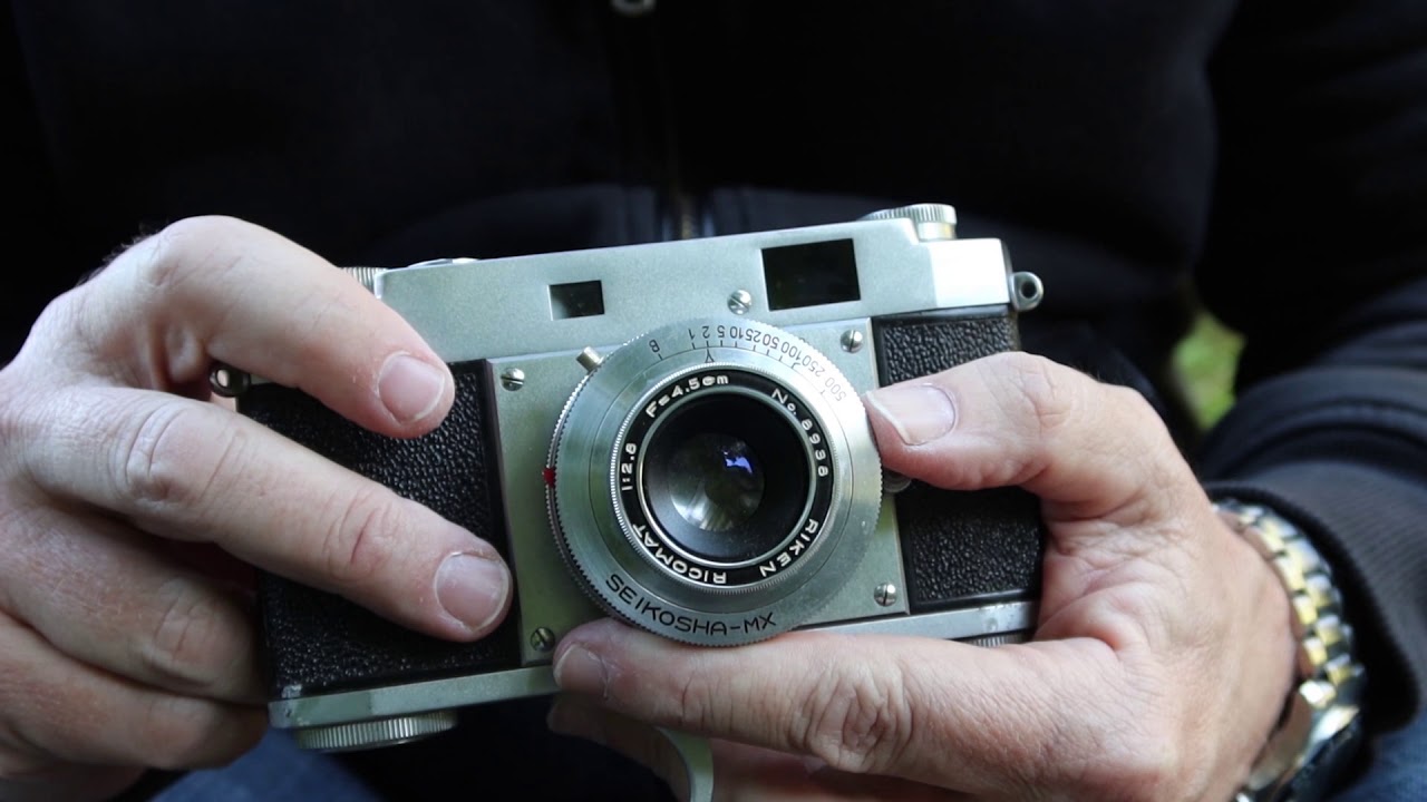 Ricoh 35 Deluxe Rangefinder Camera