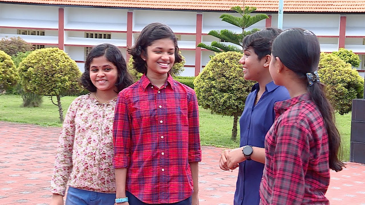 തിരുവനന്തപുരം സൈനിക് സ്‌കൂളില്‍ ഇനി പെണ്‍പുലികളും; പ്രവേശനം നേടി ആദ്യ ബാച്ച് | Girl Cadets