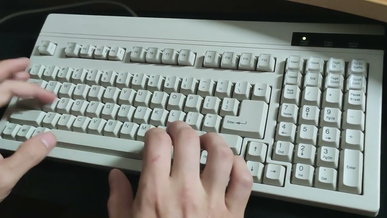 SOLIDTEK (Mustek) ACK-700 Keyboard Typing Test