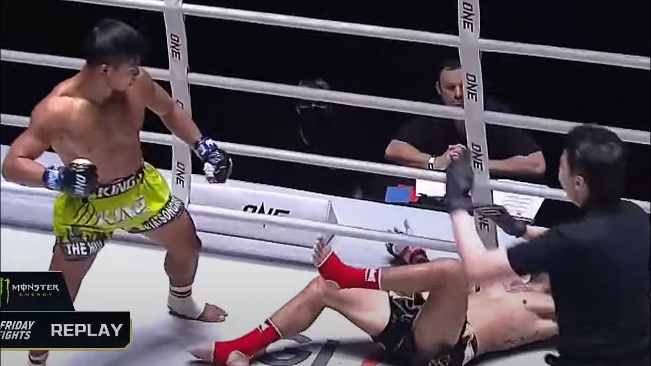 12 Year Age Difference! Experience vs Youth - Muay Thai Fight Jomhod vs Songchainoi Kiatsongrit