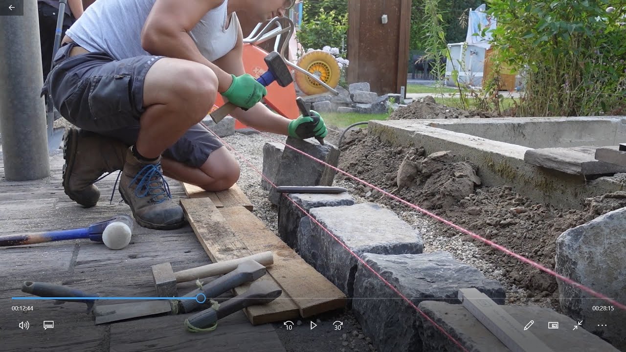 Natursteinmauer selber bauen