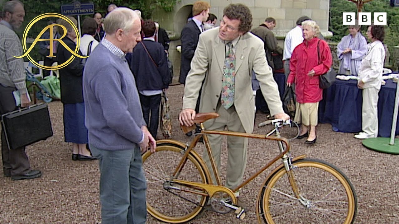 One-Of-A-Kind Italian Bicycle Worth Thousands | BBC Antiques Roadshow UK