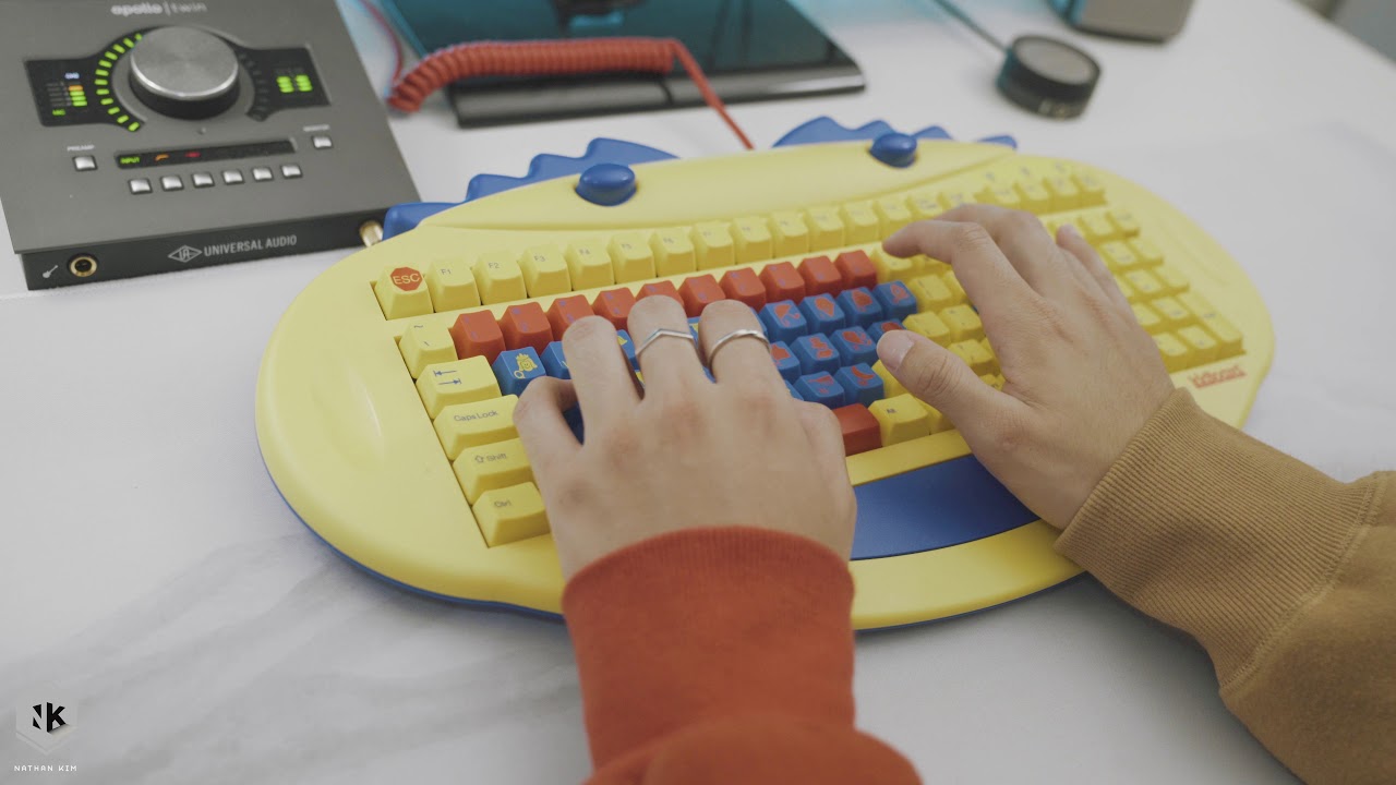 NIB Kid Board with SKCM White Alps Typing Sounds