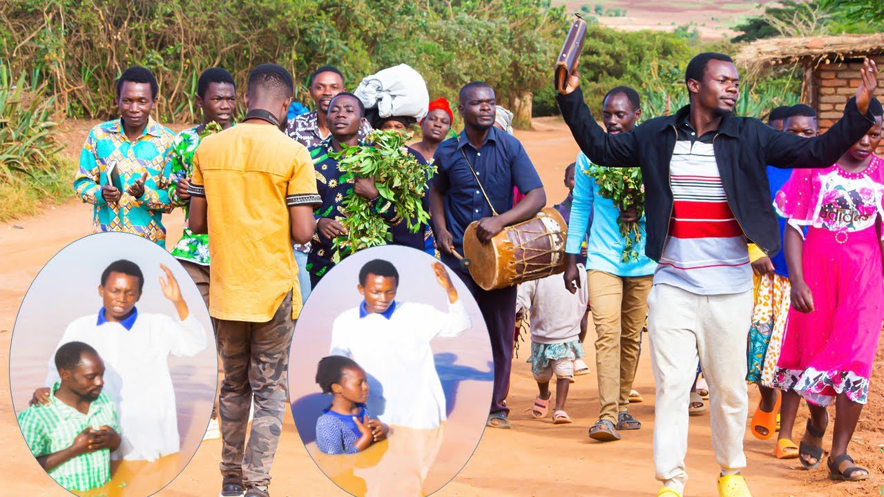 Watu wazidi kumpokea Kristo huko Malawi kwenye kanisa  C.B.C(Pastor Abedi Amuri)Camp