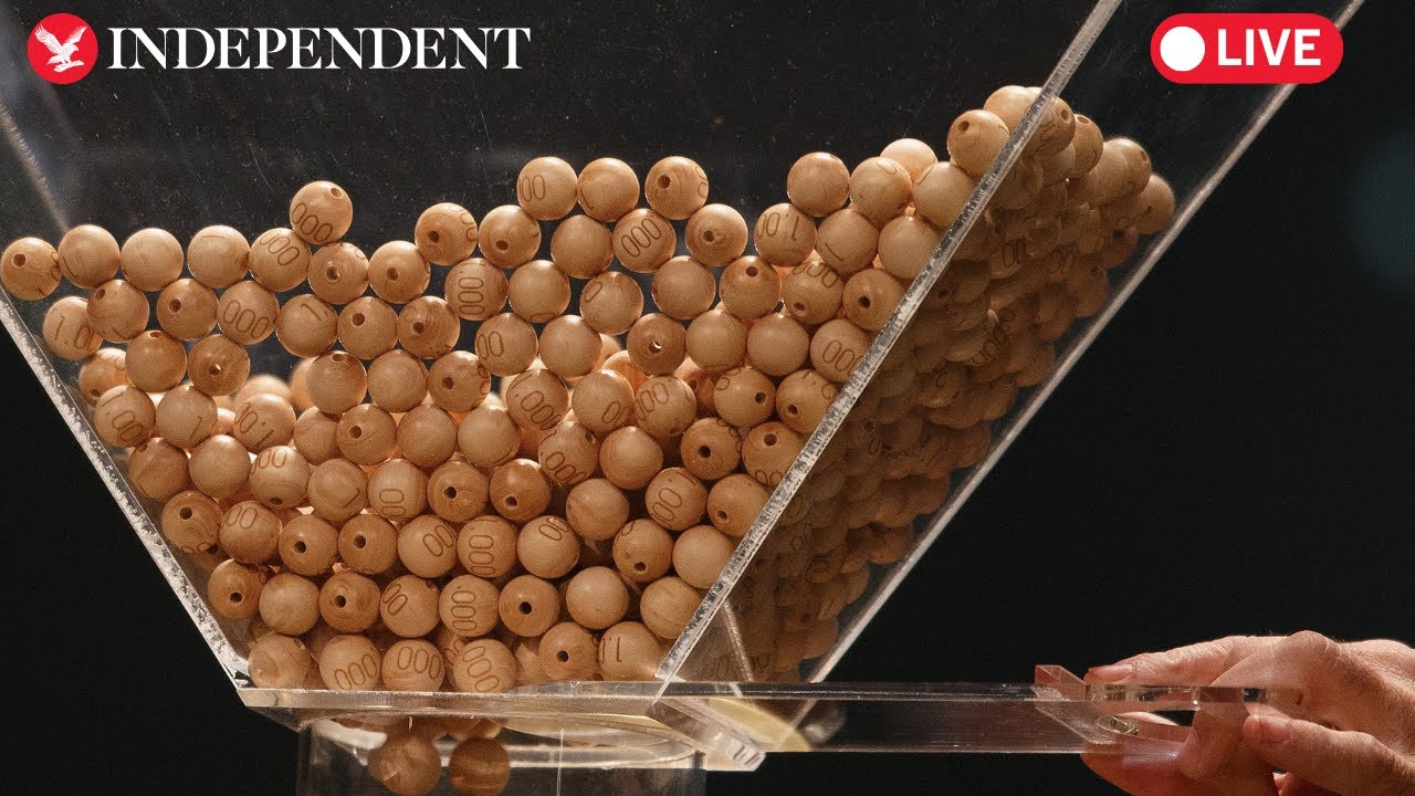 Live: Spain’s National Christmas lottery draw gets underway with €2.7bn jackpot up for grabs