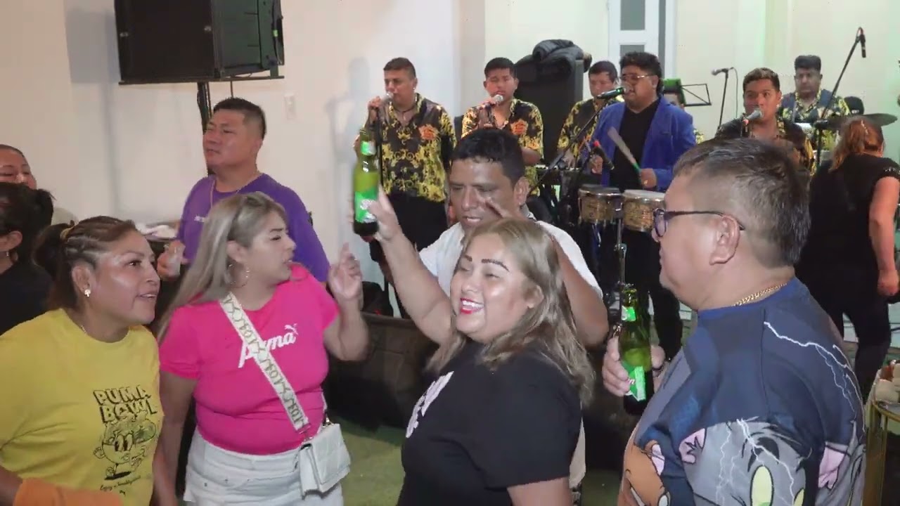 SI TE ALEJAS - FITO RAMIREZ Y ORQUESTA...FELIZ CUMPLEAÑOS 