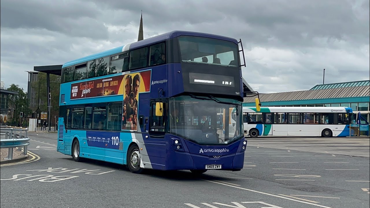 Buses at Wakefield