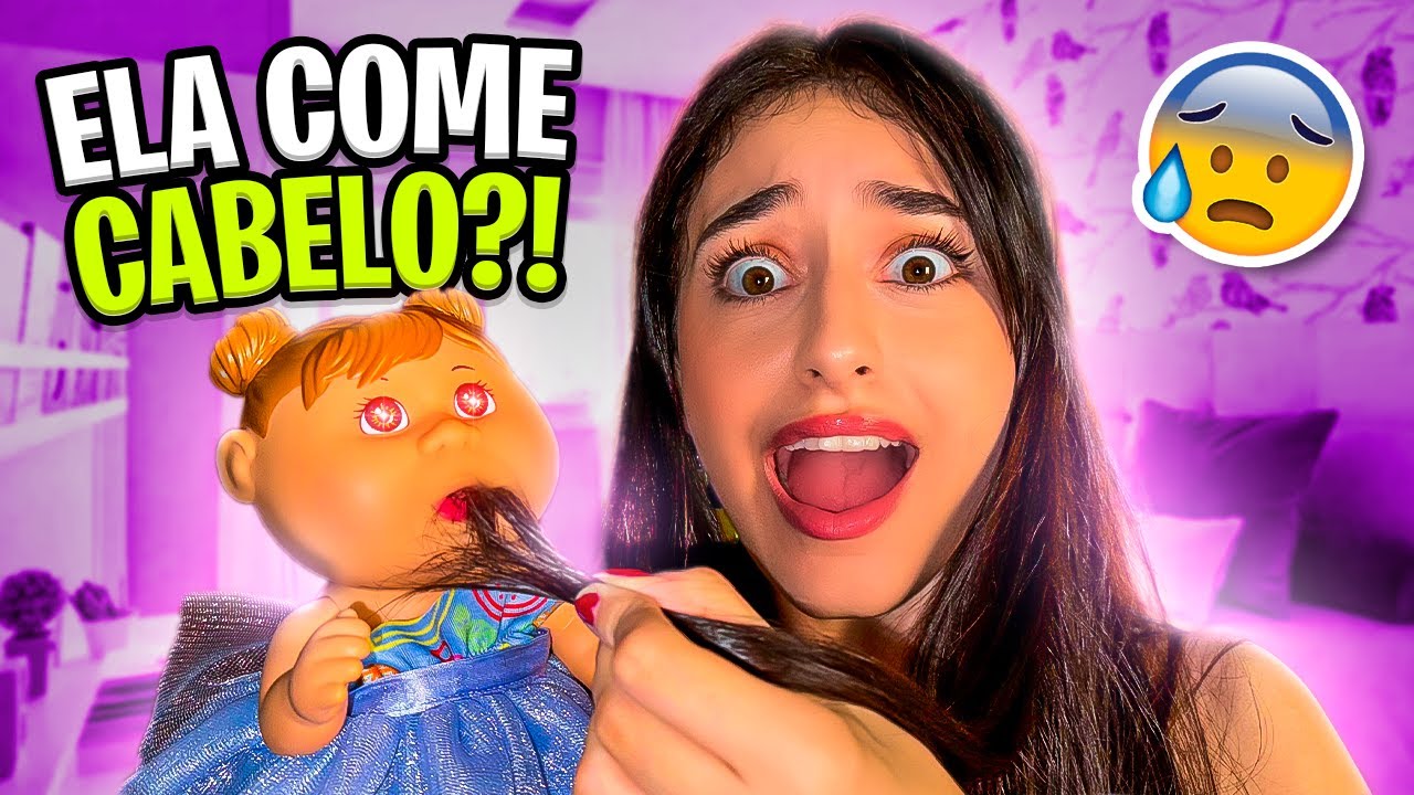 TESTANDO A VERSÃO ATUAL DA BONECA BANIDA QUE COMIA CABELO!!! *será que ainda come?
